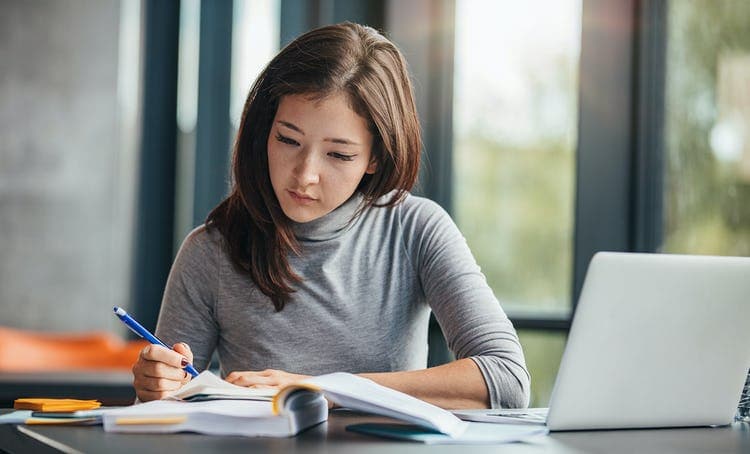 Crafting Powerful Essay Conclusions: Advanced Strategies for Memorable Endings